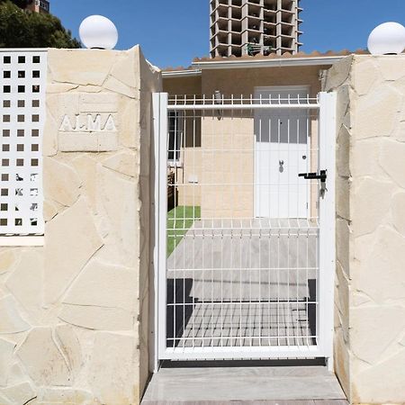 Apartamento Alma Con Terreno Privado Y Parking Compartido - A 800M De Playa Poniente Villa Benidorm Exterior photo